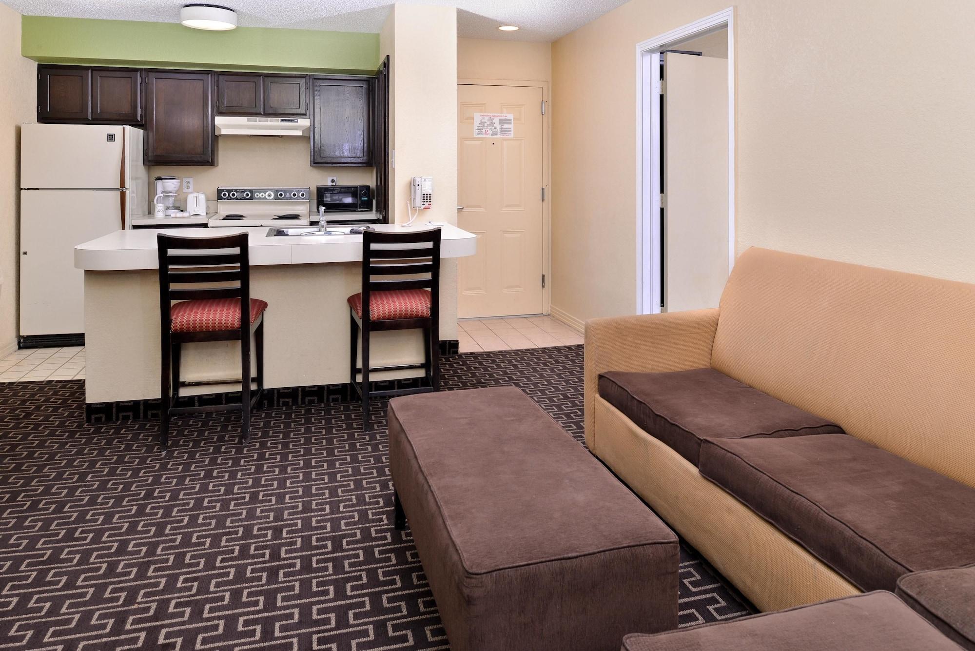 Americas Best Value Inn & Suites Extended Stay - Tulsa Exteriör bild