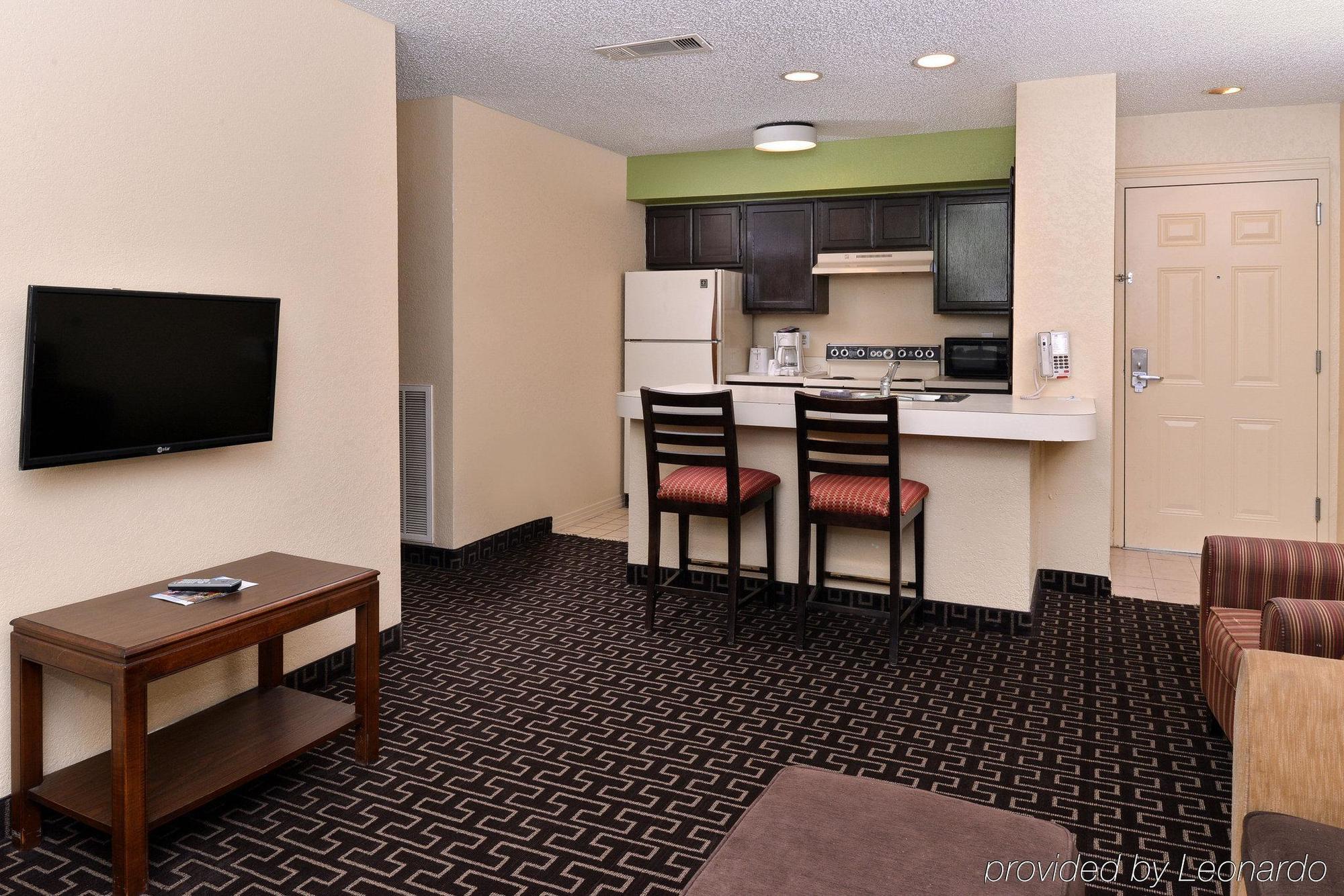 Americas Best Value Inn & Suites Extended Stay - Tulsa Exteriör bild