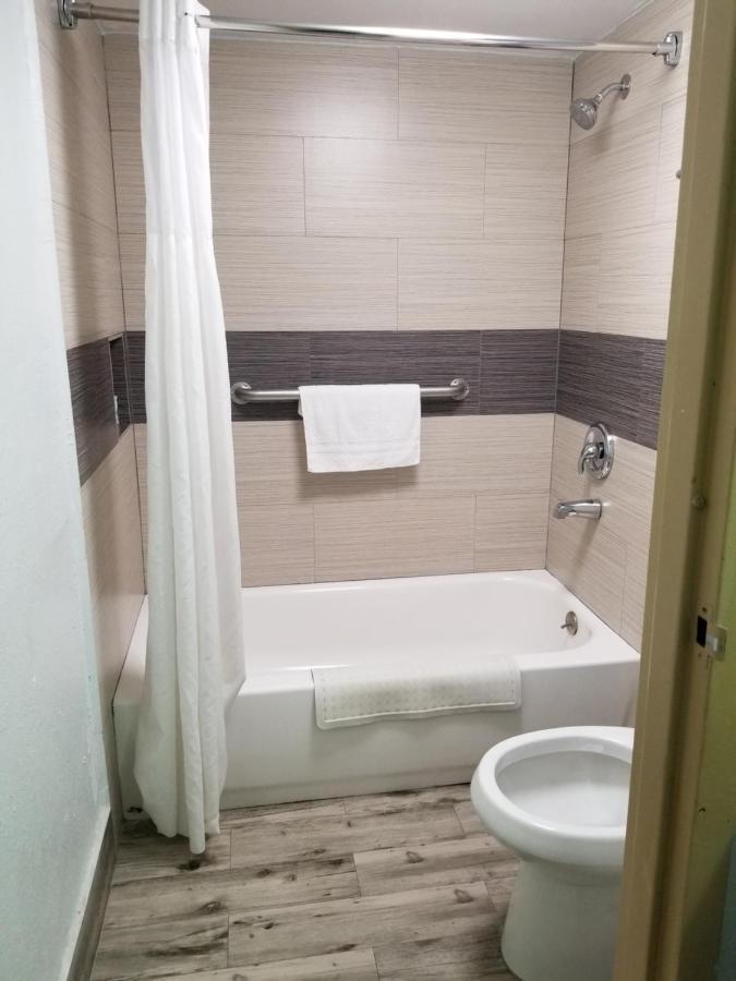 Americas Best Value Inn & Suites Extended Stay - Tulsa Exteriör bild